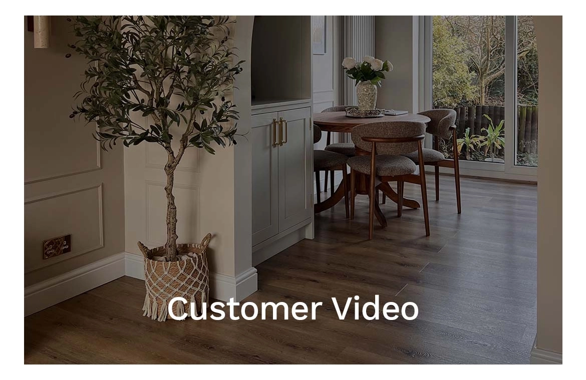 Classic Tawny Oak Click Vinyl