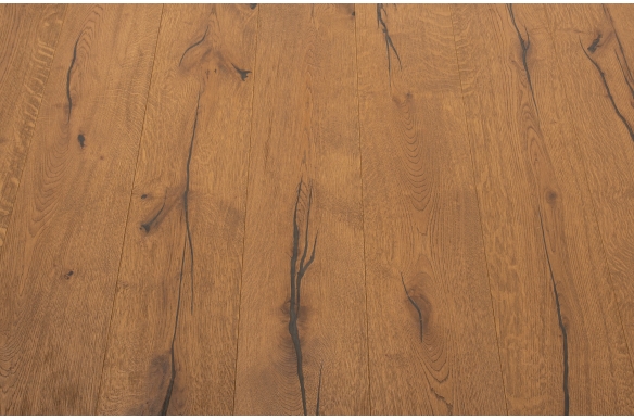Bibury Chalet Distressed Engineered Oak