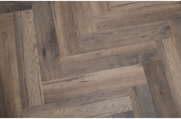 Deluxe Espresso Herringbone Click Vinyl