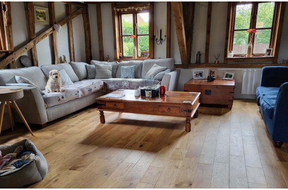 Studley Iris Engineered Oak