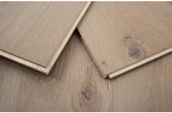 Studley Swan Engineered Oak