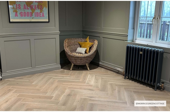 Painswick Chartreux Engineered Oak Click