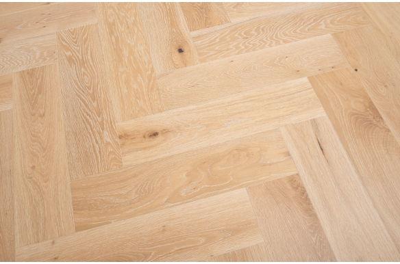 Painswick Honeycomb Engineered Oak Click