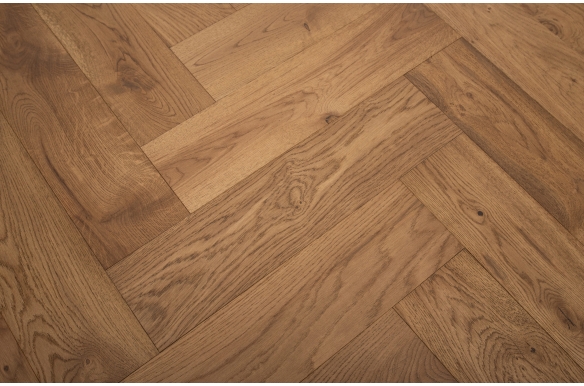 Painswick Burnt Engineered Oak Click
