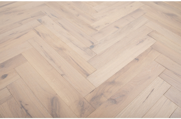 Painswick Bliss Engineered Oak