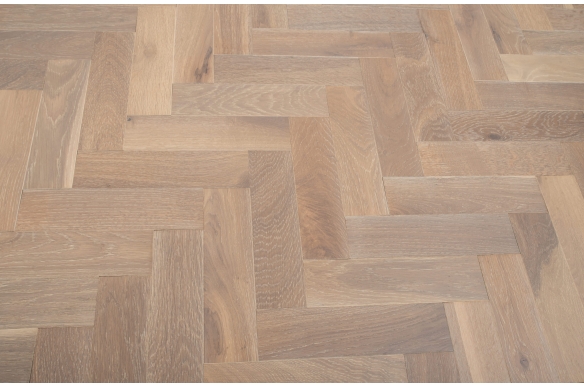 Painswick Oasis Engineered Oak