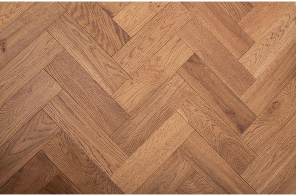 Painswick Caramel Engineered Oak