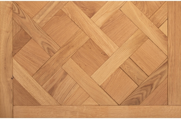 La Roche Manor Engineered Oak