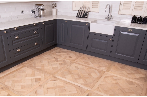 La Roche Parlour Engineered Oak