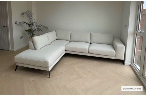 Signature Luminosity Herringbone 3D Click Vinyl