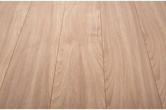 Vista 8mm Tanner Oak Laminate