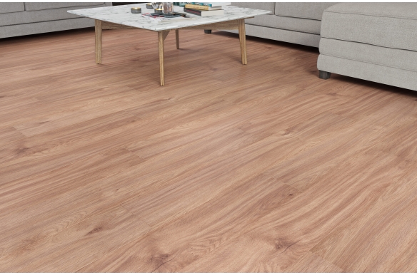 Vista 8mm Tanner Oak Laminate