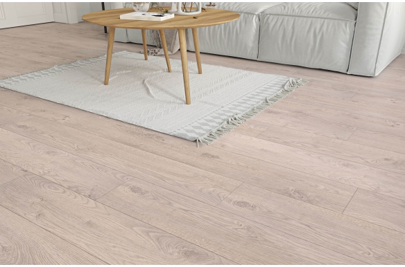Vista 8mm Amaretti Oak Laminate