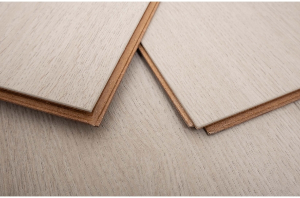 Vista 8mm Lima Oak Laminate
