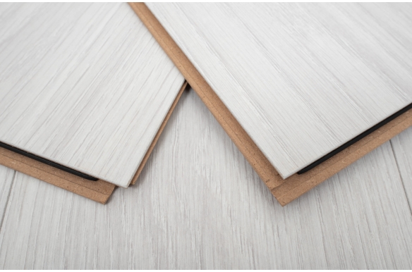 Vista 8mm Antique Pearl Oak Laminate