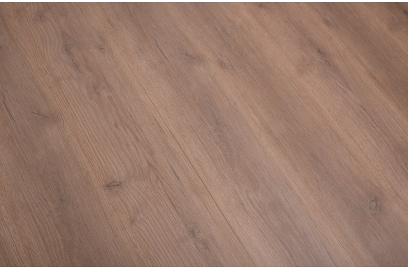 Vista 8mm Pinecone Oak Laminate