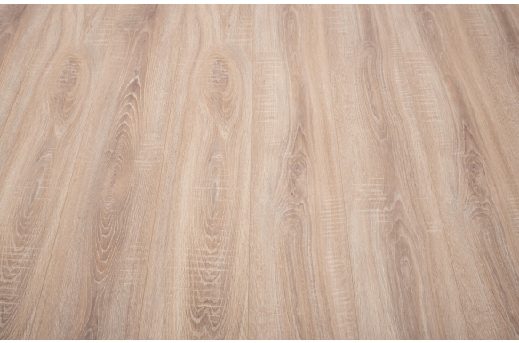 Vista 8mm Cedar Oak Laminate