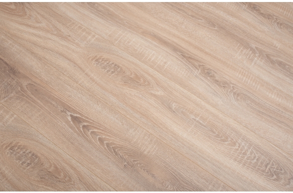 Vista 8mm Cedar Oak Laminate