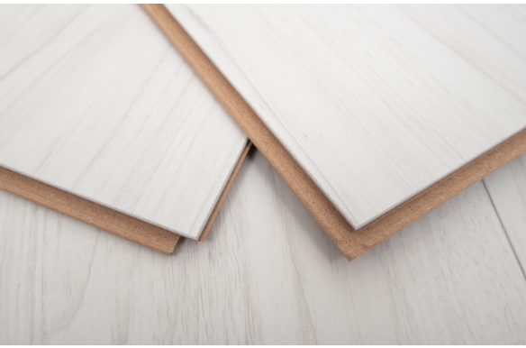 Vista 8mm Akoya Oak Laminate