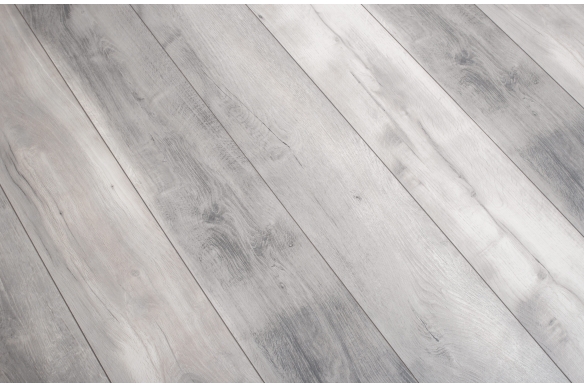 Urban 10mm Feather Oak Laminate