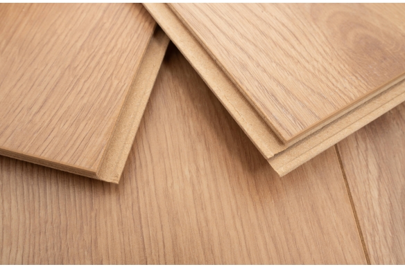 Luxe 12mm Maple Oak Laminate