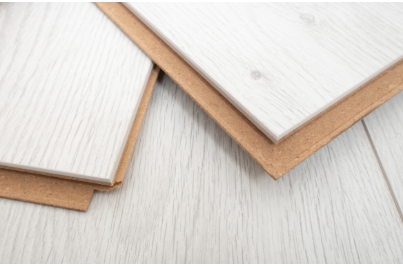 Luxe 12mm Pearl Oak Laminate