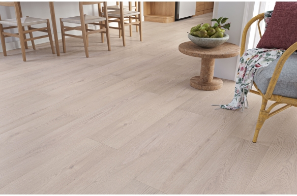 Luxe 12mm Livorno Oak Laminate