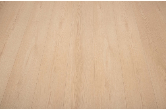 Luxe 12mm Goldleaf Oak Laminate