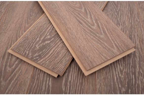 Luxe 12mm Marlborough Oak Laminate
