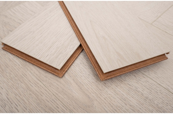 Ritz 8mm Tower Oak Herringbone Laminate