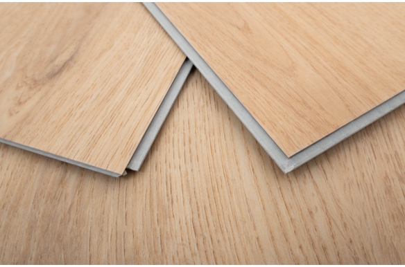Classic Honey Oak Click Vinyl