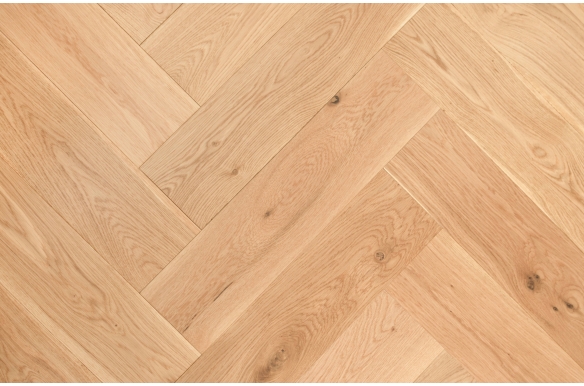Painswick Champagne Engineered Oak Click