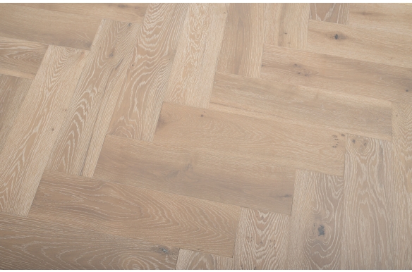 Painswick Chartreux Engineered Oak Click