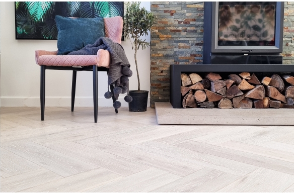 Painswick Seal Engineered Oak Click