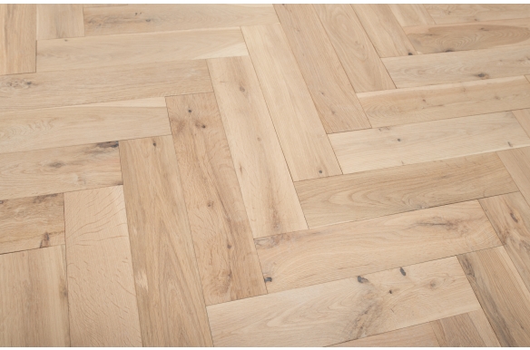 Thorpe Pasture Grand Solid Oak Herringbone