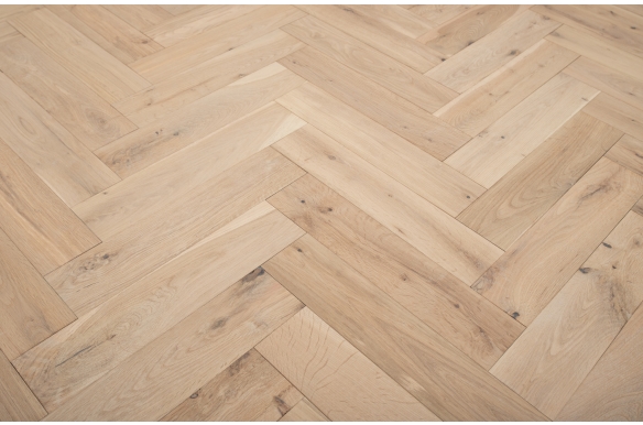 Thorpe Pasture Grand Solid Oak Herringbone