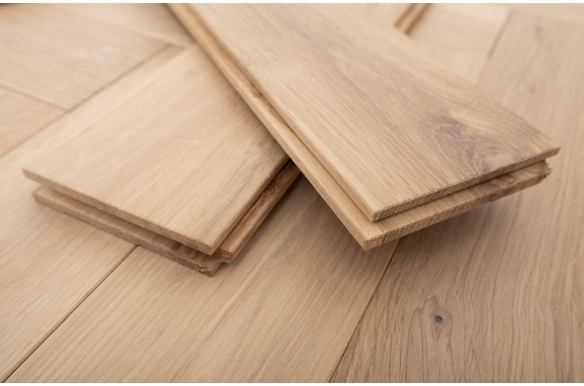 Thorpe Pasture Grand Solid Oak Herringbone