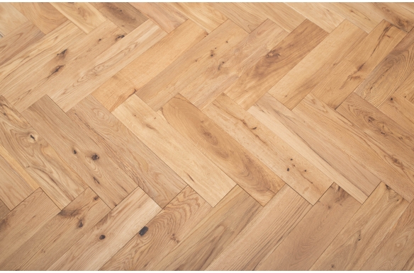 Thorpe Ranch Grand Solid Oak Herringbone