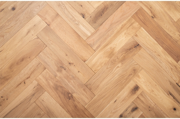 Thorpe Ranch Grand Solid Oak Herringbone