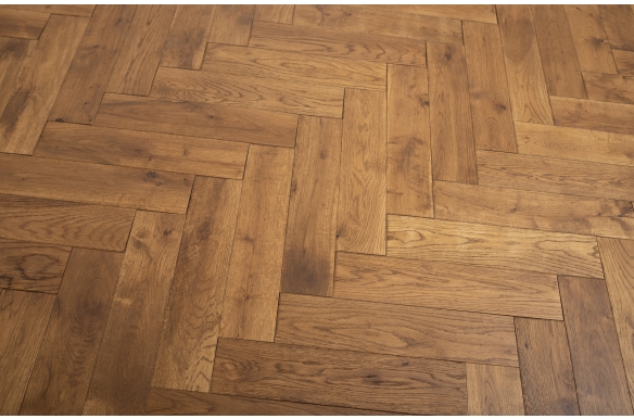 Thorpe Roasted Grand Solid Oak Herringbone