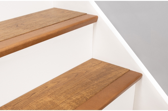 Golden Solid Oak Stair Nosing - SW3