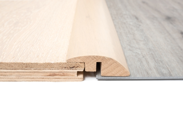 Whitewashed Oak Ramp Profile - SW7