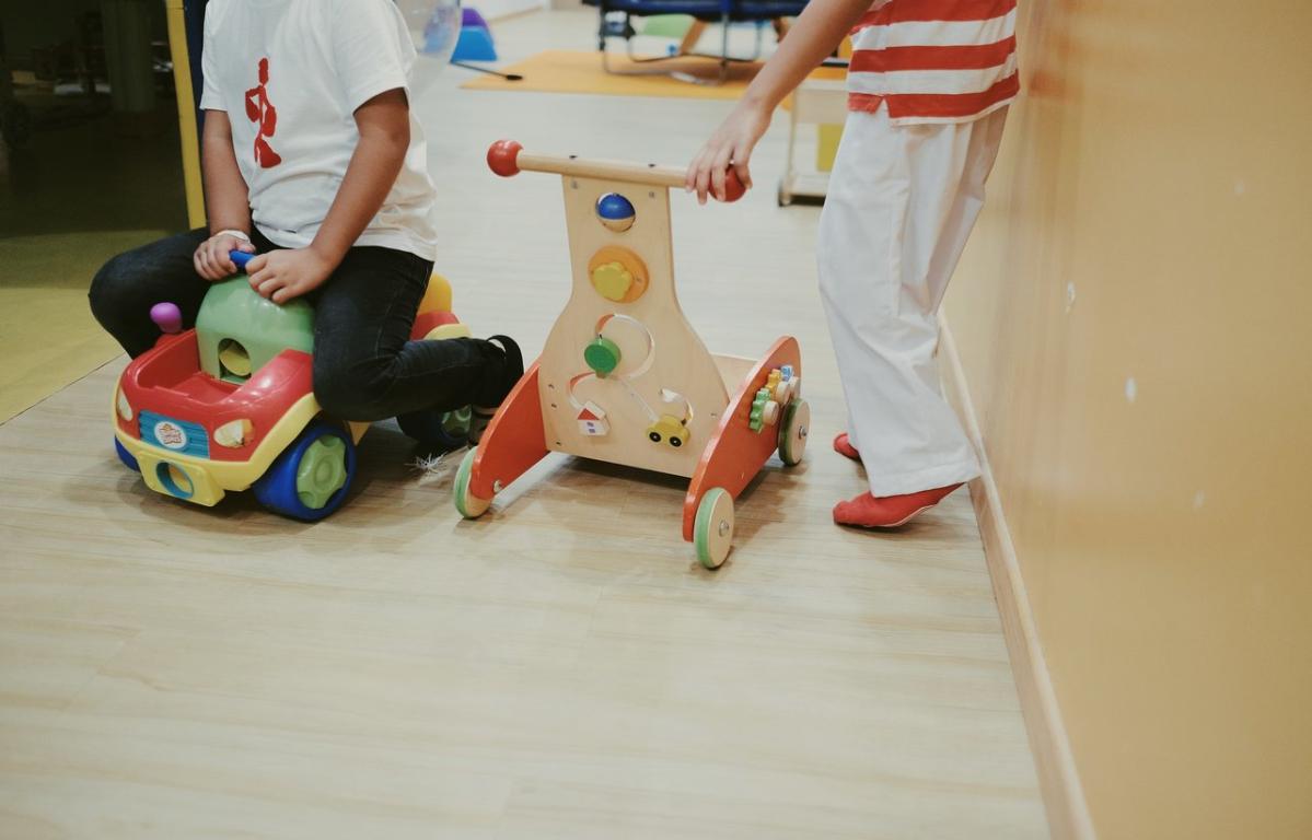 How to Take Care of Solid Wood Flooring